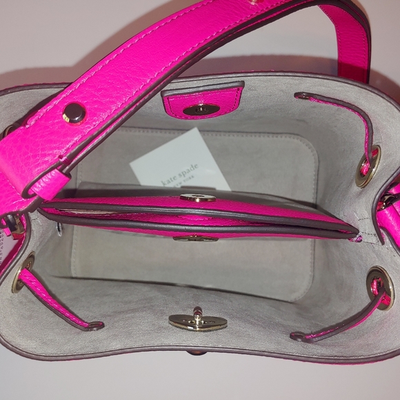 NWT Kate Spade Marti Small Bucket Bag (Bright Magenta) - Picture 4 of 10